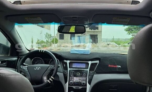 Dieundeu Occasion Hyundai Sonata Black Auto in Dakar in Dakar Dieundeu Occasion Hyundai Sonata Black Auto in Dakar in Dakar