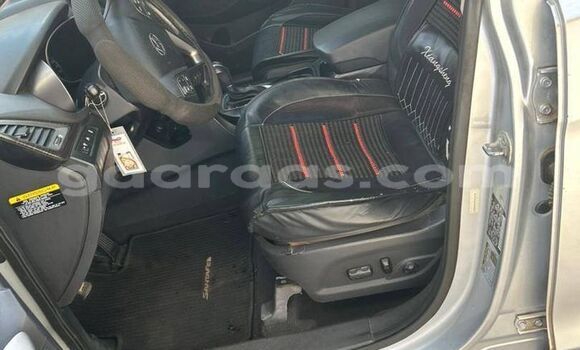 Dieundeu Occasion Hyundai Santa Fe Other Auto in Dakar in Dakar Dieundeu Occasion Hyundai Santa Fe Other Auto in Dakar in Dakar