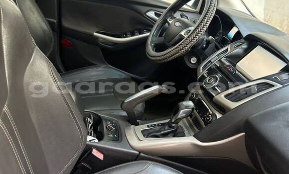 Dieundeu Occasion Ford Focus Black Auto in Dakar in Dakar Dieundeu Occasion Ford Focus Black Auto in Dakar in Dakar