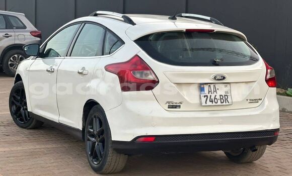 Dieundeu Occasion Ford Focus White Auto in Dakar in Dakar Dieundeu Occasion Ford Focus White Auto in Dakar in Dakar