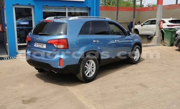 Dieundeu Occasion Kia Sorento Blue Auto in Dakar in Dakar Dieundeu Occasion Kia Sorento Blue Auto in Dakar in Dakar