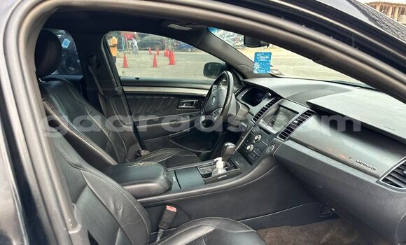 Acheter Occasion Voiture Ford Taurus Noir à Dakar, Dakar Acheter Occasion Voiture Ford Taurus Noir à Dakar, Dakar