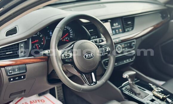 Acheter Import Voiture Kia K7 Noir à Dakar, Dakar Acheter Import Voiture Kia K7 Noir à Dakar, Dakar