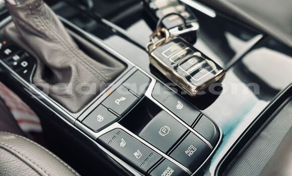 Acheter Import Voiture Kia K7 Noir à Dakar, Dakar Acheter Import Voiture Kia K7 Noir à Dakar, Dakar