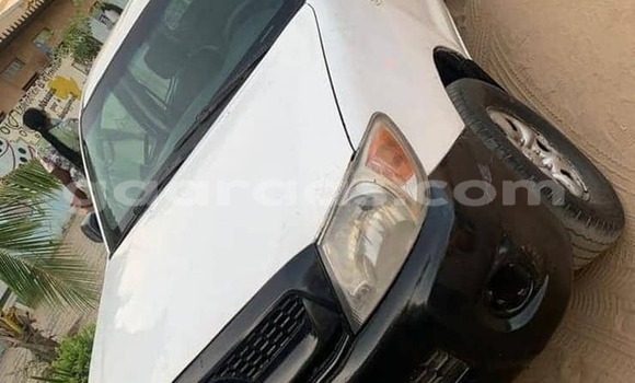 Acheter Occasion Voiture Toyota Hilux Blanc à Dakar, Dakar Acheter Occasion Voiture Toyota Hilux Blanc à Dakar, Dakar