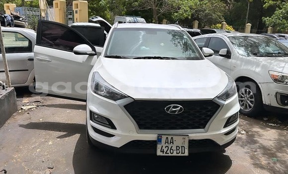 Acheter Occasion Voiture Hyundai Tucson Blanc à Dakar, Dakar Acheter Occasion Voiture Hyundai Tucson Blanc à Dakar, Dakar