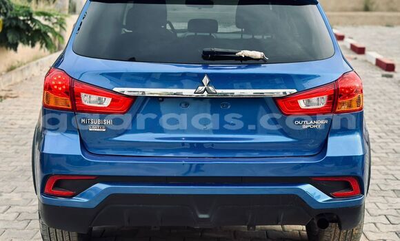 Acheter Import Voiture Mitsubishi Outlander Bleu à Dakar, Dakar Acheter Import Voiture Mitsubishi Outlander Bleu à Dakar, Dakar