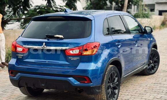 Acheter Import Voiture Mitsubishi Outlander Bleu à Dakar, Dakar Acheter Import Voiture Mitsubishi Outlander Bleu à Dakar, Dakar