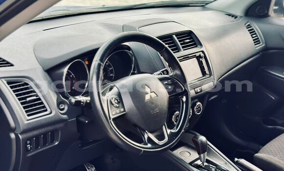 Acheter Import Voiture Mitsubishi Outlander Bleu à Dakar, Dakar Acheter Import Voiture Mitsubishi Outlander Bleu à Dakar, Dakar