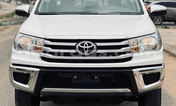 Acheter Import Voiture Toyota Hilux Blanc à Dakar, Dakar