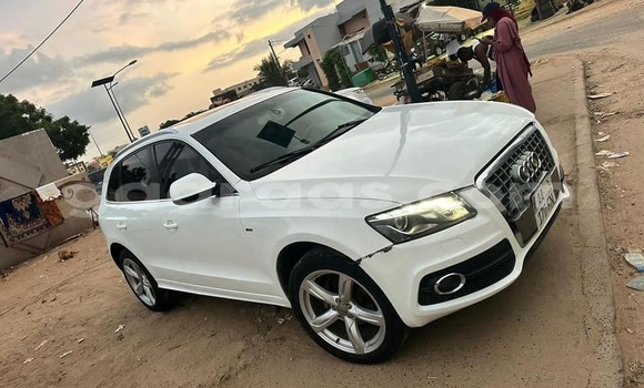 Dieundeu Occasion Audi Q5 White Auto in Dakar in Dakar Dieundeu Occasion Audi Q5 White Auto in Dakar in Dakar