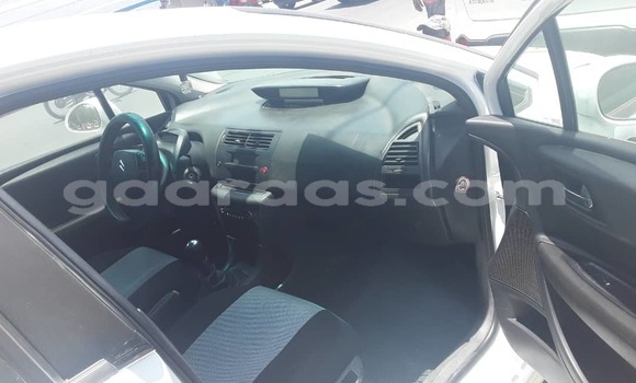 Acheter Occasion Voiture Citroen C4 Blanc à Dakar, Dakar Acheter Occasion Voiture Citroen C4 Blanc à Dakar, Dakar