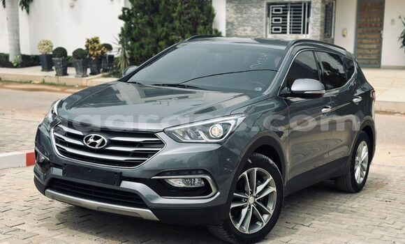 Buy Import Hyundai Santa Fe Silver Car in Dakar in Dakar Buy Import Hyundai Santa Fe Silver Car in Dakar in Dakar