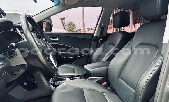 Buy Import Hyundai Santa Fe Silver Car in Dakar in Dakar Buy Import Hyundai Santa Fe Silver Car in Dakar in Dakar