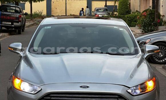 Buy Used Ford Fusion Beige Car in Dakar in Dakar