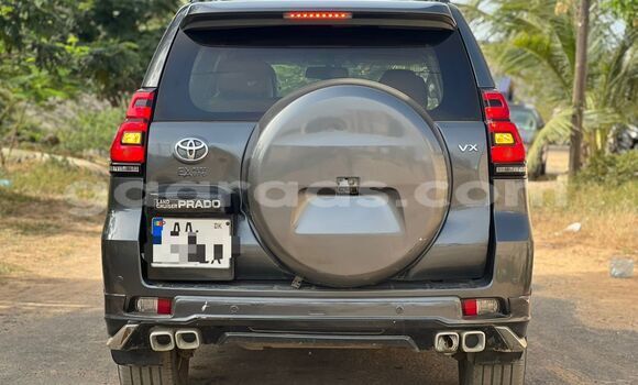 Buy Used Toyota Land Cruiser Prado Silver Car in Dakar in Dakar Buy Used Toyota Land Cruiser Prado Silver Car in Dakar in Dakar