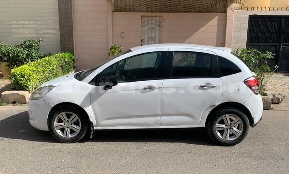 Acheter Occasion Voiture Citroen C3 Blanc à Dakar, Dakar Acheter Occasion Voiture Citroen C3 Blanc à Dakar, Dakar