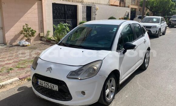 Acheter Occasion Voiture Citroen C3 Blanc à Dakar, Dakar Acheter Occasion Voiture Citroen C3 Blanc à Dakar, Dakar