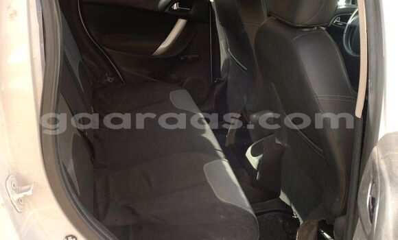 Acheter Occasion Voiture Citroen C3 Blanc à Dakar, Dakar Acheter Occasion Voiture Citroen C3 Blanc à Dakar, Dakar