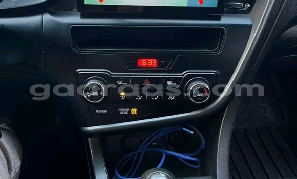 Dieundeu Occasion Kia Optima Red Auto in Dakar in Dakar