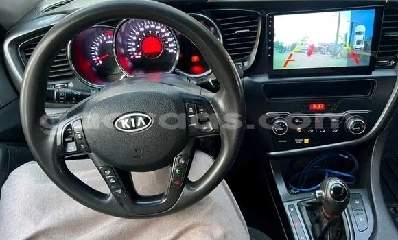 Dieundeu Occasion Kia Optima Red Auto in Dakar in Dakar Dieundeu Occasion Kia Optima Red Auto in Dakar in Dakar