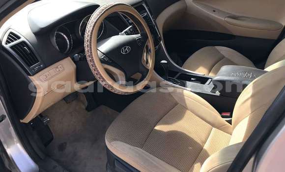 Acheter Occasion Voiture Hyundai Sonata Beige à Dakar, Dakar Acheter Occasion Voiture Hyundai Sonata Beige à Dakar, Dakar