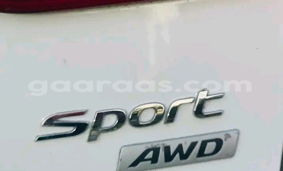 Dieundeu Occasion Hyundai Santa Fe White Auto in Dakar in Dakar Dieundeu Occasion Hyundai Santa Fe White Auto in Dakar in Dakar