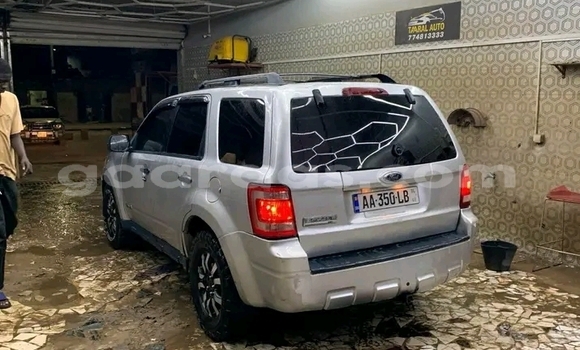 Acheter Occasion Voiture Ford Escape Blanc à Dakar, Dakar