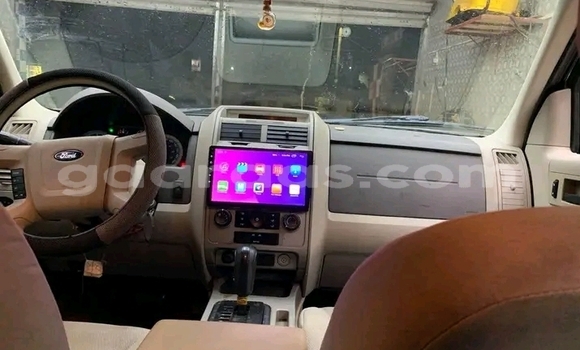 Dieundeu Occasion Ford Escape White Auto in Dakar in Dakar Dieundeu Occasion Ford Escape White Auto in Dakar in Dakar