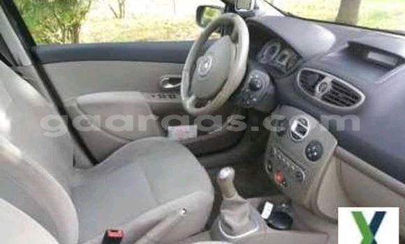 Acheter Occasion Voiture Renault Clio Bleu à Dakar, Dakar Acheter Occasion Voiture Renault Clio Bleu à Dakar, Dakar