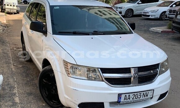 Dieundeu Occasion Dodge Journey White Auto in Dakar in Dakar Dieundeu Occasion Dodge Journey White Auto in Dakar in Dakar