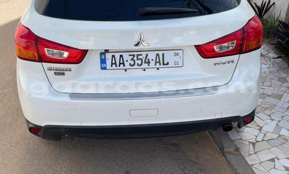 Dieundeu Occasion Mitsubishi RVR White Auto in Dakar in Dakar Dieundeu Occasion Mitsubishi RVR White Auto in Dakar in Dakar