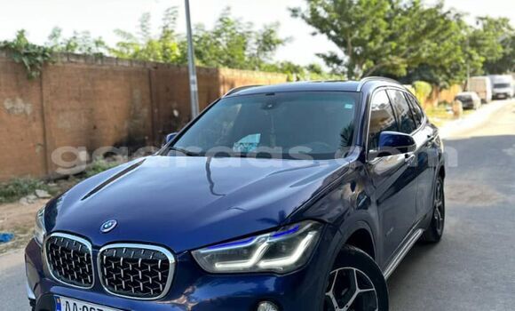 Dieundeu Occasion BMW X1 Blue Auto in Dakar in Dakar Dieundeu Occasion BMW X1 Blue Auto in Dakar in Dakar