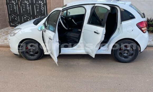 Buy Used Citroen C3 White Car in Dakar in Dakar Buy Used Citroen C3 White Car in Dakar in Dakar