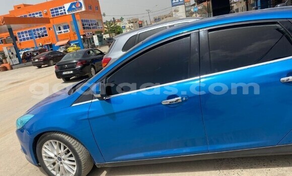 Buy Used Ford Focus Blue Car in Dakar in Dakar Buy Used Ford Focus Blue Car in Dakar in Dakar