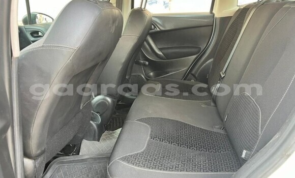 Acheter Occasion Voiture Citroen C3 Blanc à Dakar, Dakar Acheter Occasion Voiture Citroen C3 Blanc à Dakar, Dakar