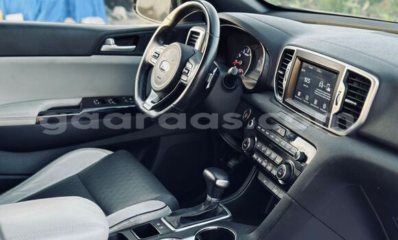 Acheter Import Voiture Kia Sportage Noir à Dakar, Dakar Acheter Import Voiture Kia Sportage Noir à Dakar, Dakar