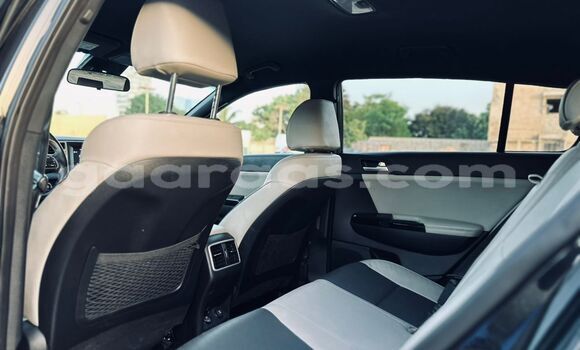 Acheter Import Voiture Kia Sportage Noir à Dakar, Dakar Acheter Import Voiture Kia Sportage Noir à Dakar, Dakar