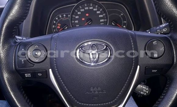 Acheter Occasion Voiture Toyota RAV4 Blanc à Dakar, Dakar Acheter Occasion Voiture Toyota RAV4 Blanc à Dakar, Dakar