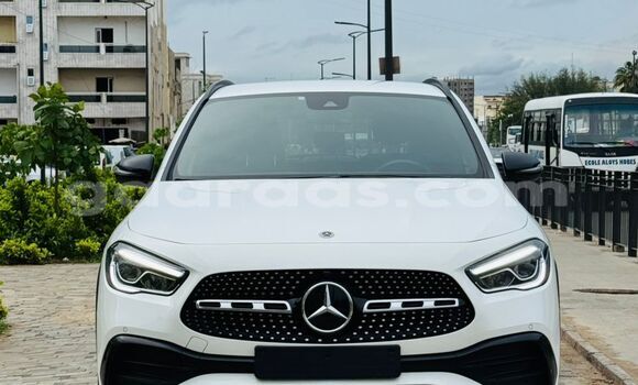 Acheter Neuf Voiture Mercedes‒Benz GLA-klasse AMG Blanc à Dakar, Dakar