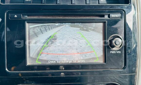 Buy Used Mitsubishi Pajero White Car in Dakar in Dakar Buy Used Mitsubishi Pajero White Car in Dakar in Dakar