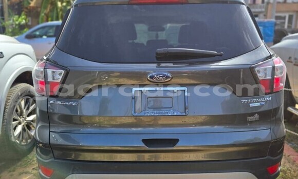 Buy Used Ford Escape Silver Car in Dakar in Dakar Buy Used Ford Escape Silver Car in Dakar in Dakar