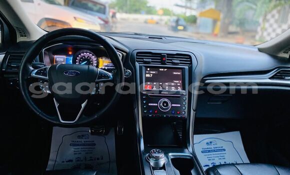 Dieundeu Beess Ford Fusion White Auto in Dakar in Dakar Dieundeu Beess Ford Fusion White Auto in Dakar in Dakar