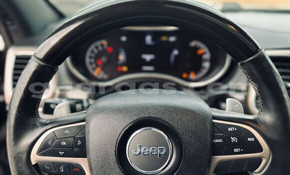 Buy Import Jeep Grand Cherokee Silver Car in Dakar in Dakar Buy Import Jeep Grand Cherokee Silver Car in Dakar in Dakar