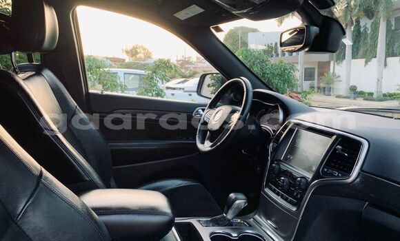 Buy Import Jeep Grand Cherokee Red Car in Dakar in Dakar Buy Import Jeep Grand Cherokee Red Car in Dakar in Dakar
