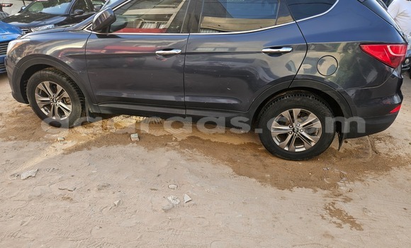 Dieundeu Occasion Hyundai Santa Fe Beige Auto in Dakar in Dakar Dieundeu Occasion Hyundai Santa Fe Beige Auto in Dakar in Dakar