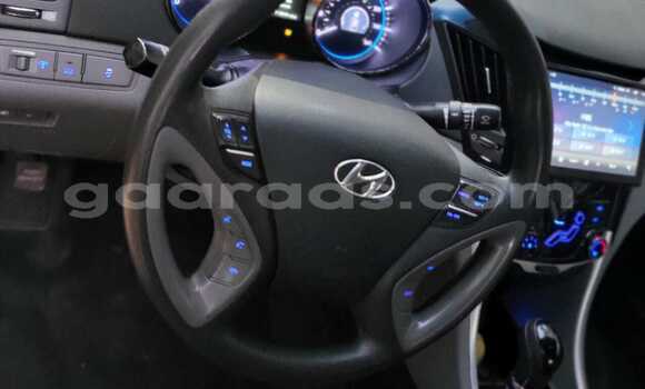 Dieundeu Occasion Hyundai Sonata Black Auto in Dakar in Dakar Dieundeu Occasion Hyundai Sonata Black Auto in Dakar in Dakar