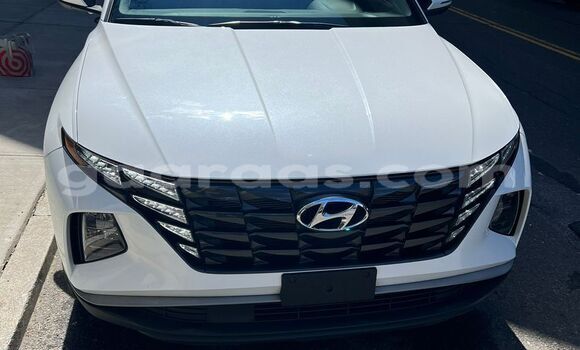 Dieundeu Occasion Hyundai Tucson White Auto in Dakar in Dakar Dieundeu Occasion Hyundai Tucson White Auto in Dakar in Dakar