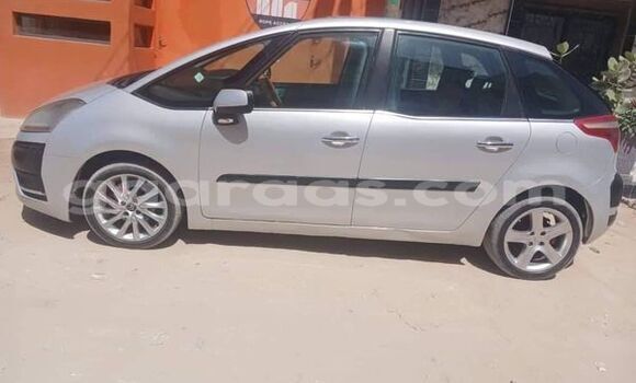 Dieundeu Occasion Piaggio Porter Other Auto in Dakar in Dakar Dieundeu Occasion Piaggio Porter Other Auto in Dakar in Dakar