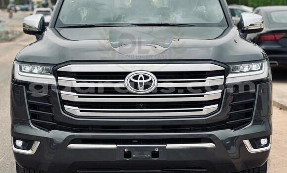 Acheter Import Voiture Toyota Land Cruiser Gris à Dakar, Dakar Acheter Import Voiture Toyota Land Cruiser Gris à Dakar, Dakar